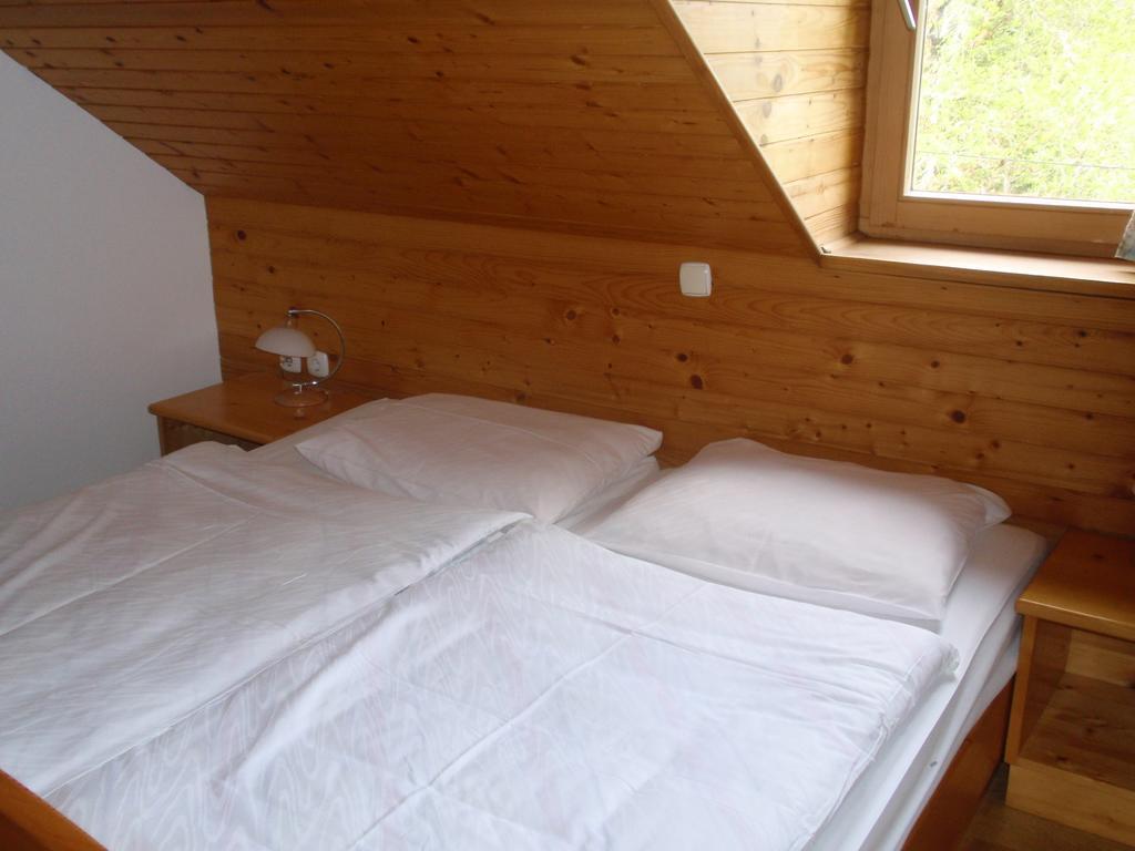 Turisticna Kmetija Psnak Appartement Mojstrana Kamer foto